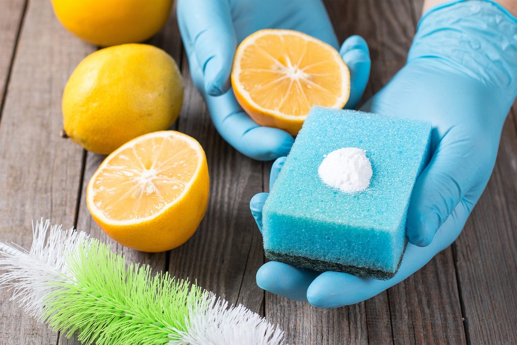 cleaning; natural; bicarbonate; eco; sodium; home; soda; house; baking; spring; lemon; products; salt; sponge; white; laundry; ingredients; detergent; green; kitchen; friendly; yourself; washing; powder; traditional; surface; toxic; reflective; cheap; eco